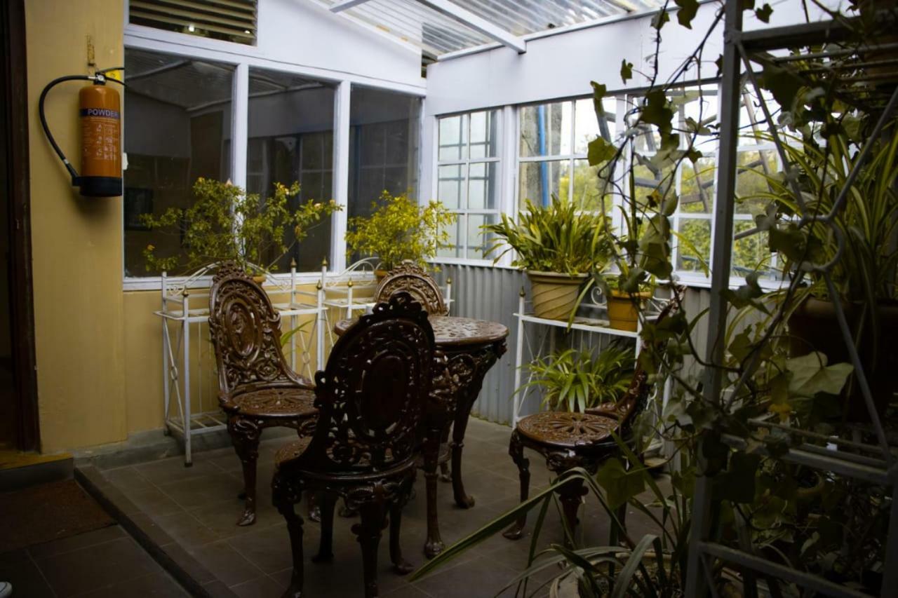 Travellers' Inn Darjeeling (West Bengal) Bagian luar foto